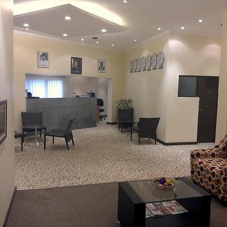 Blue Lodge Hotel Lagos Extérieur photo
