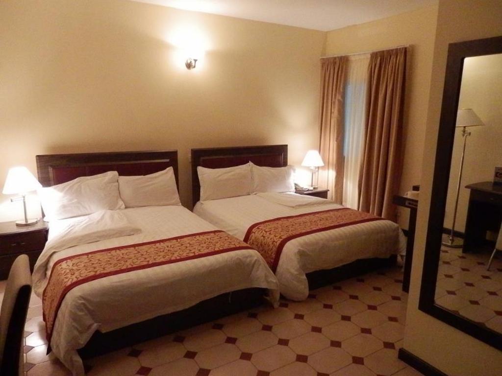 Blue Lodge Hotel Lagos Chambre photo